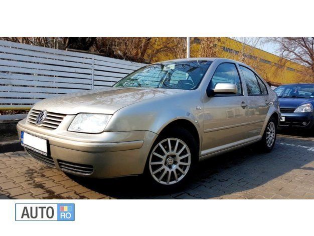 Auriu Utilizat 2004 VW Bora Berlinǎ | 2.350 EUR - Imagine 1/4