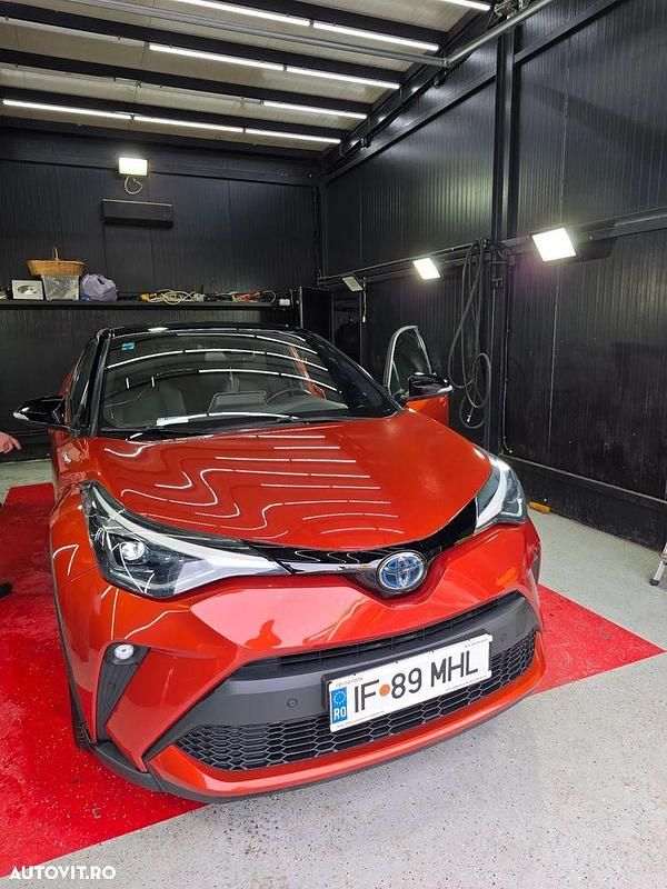 Second-hand Toyota C-HR 184 CP (135 kW) 2021 Culoareportocaliu SUV