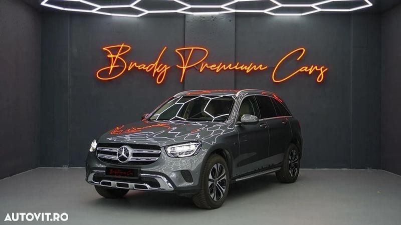 Culoaregri Utilizat 2020 Mercedes GLC300e SUV | 32.989 EUR (Super Preț) - Imagine 1/4