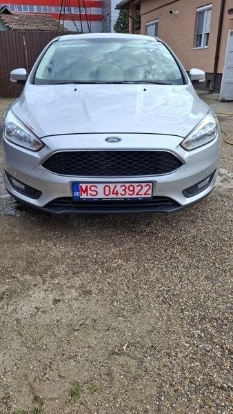 Second-hand Ford Focus 120 CP (88 kW) 2017 Gri Hatchback