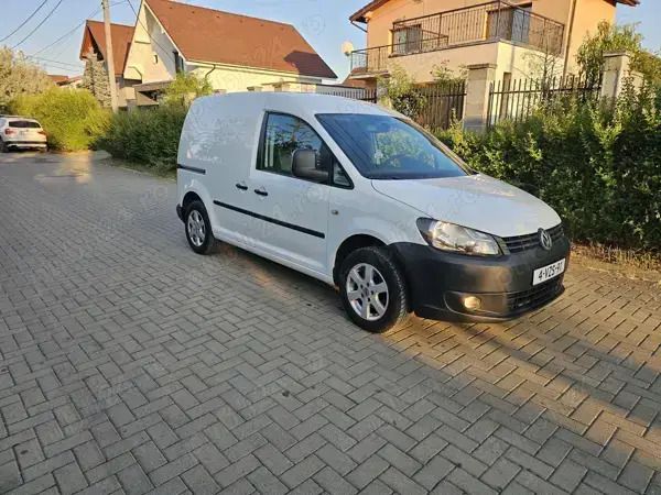 Utilizat 2012 VW Caddy Monovolum | 4.490 EUR (Preț bun) - Imagine 1/4