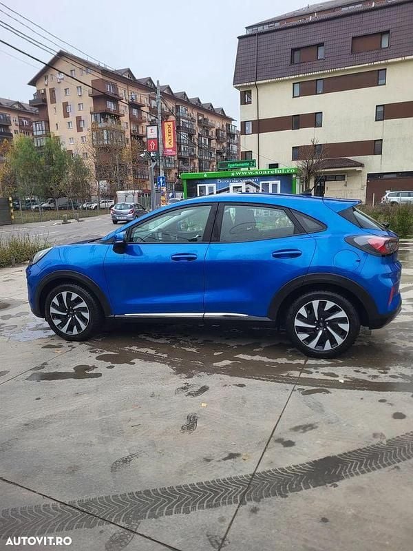 Second-hand Ford Puma Titanium 125 CP (91 kW) 2023 Culoarealbastru SUV
