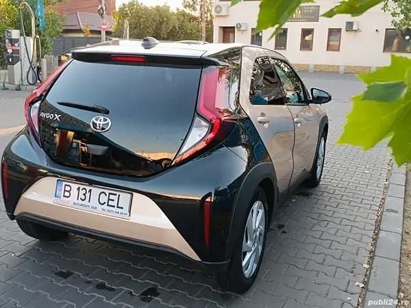 Second-hand 2022 Toyota Aygo Hatchback | 16.000 EUR - Imagine 1/4