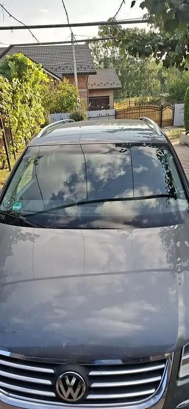 Second-hand VW Touran 140 CP (102 kW) 2008 Monovolum