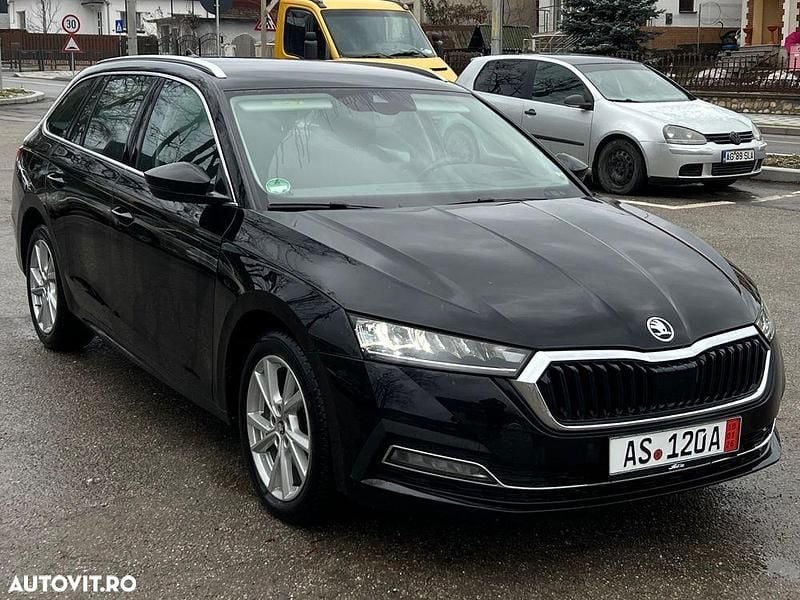 Second-hand Skoda Octavia First Edition 150 CP (110 kW) 2022 Culoarenegru Break