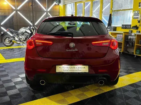 Utilizat 2014 Alfa Romeo Giulietta Quadrifoglio Hatchback | 13.990 EUR - Imagine 1/4