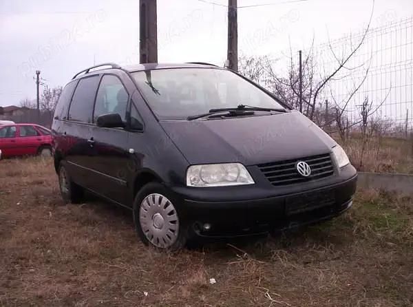 Negru Utilizat 2001 VW Sharan Monovolum | 1.599 EUR - Imagine 1/4