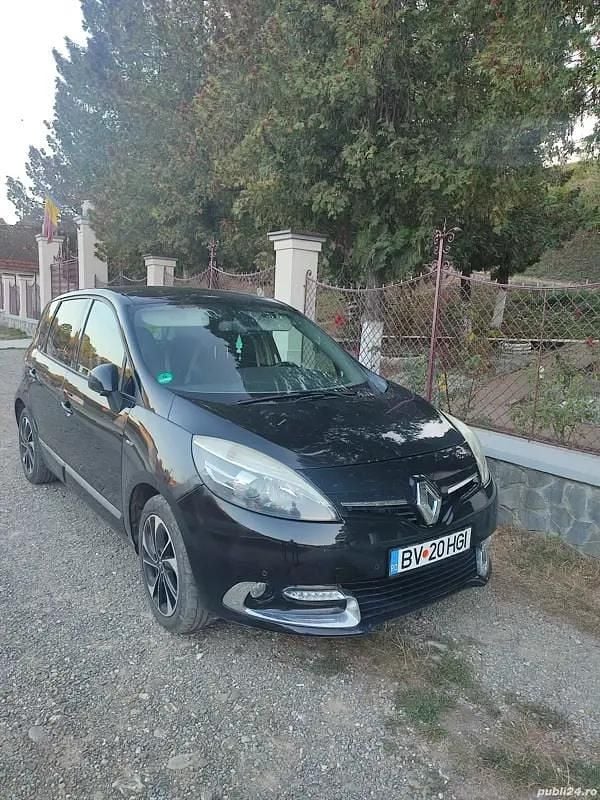 Negru Utilizat 2014 Renault Scénic III Monovolum | 5.100 EUR (Preț OK) - Imagine 1/4