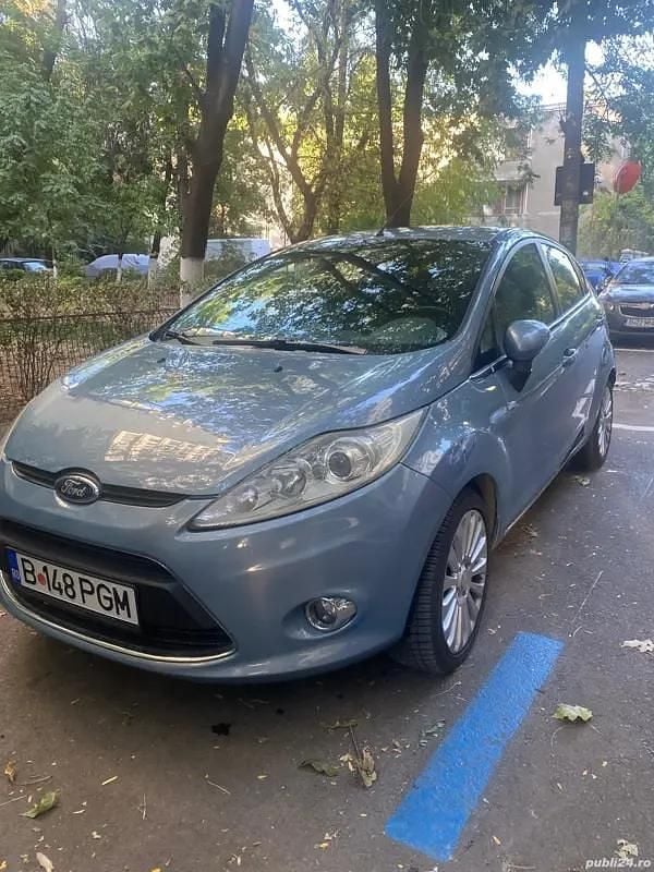 Utilizat 2009 Ford Fiesta Titanium Hatchback | 3.700 EUR (Preț OK) - Imagine 1/4