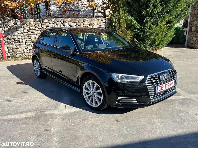 Culoarenegru Utilizat 2017 Audi A3 Sportback e-tron Attraction Hatchback | 13.990 EUR - Imagine 1/4