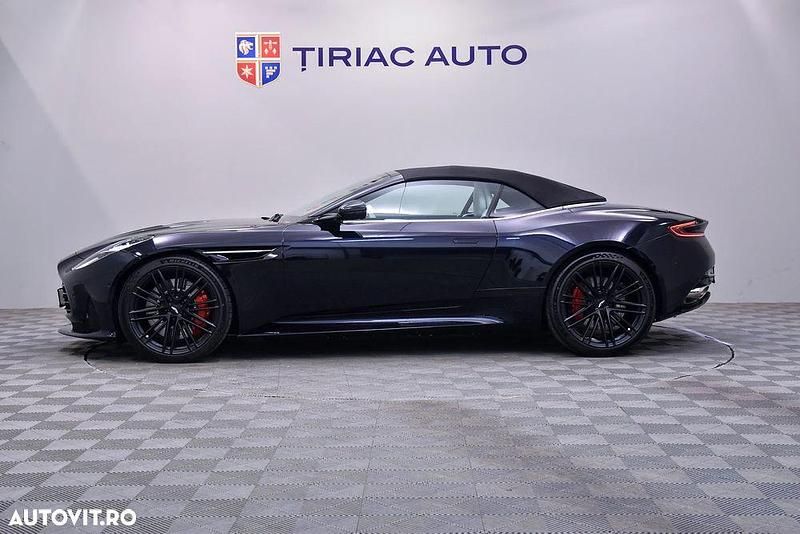 Second-hand Aston Martin DB12 680 CP (500 kW) 2024 Negru Cabrio