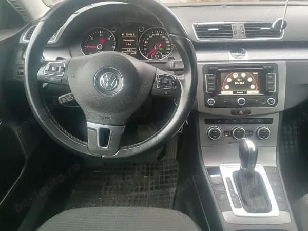 Second-hand VW Passat 140 CP (102 kW) 2014 Argintiu Break