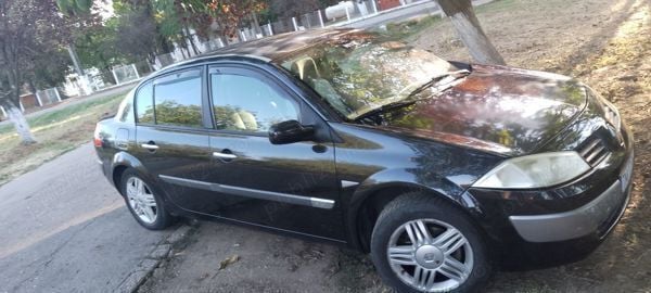 Utilizat 2005 Renault Mégane II Berlinǎ | 1.000 EUR (Preț bun) - Imagine 1/4