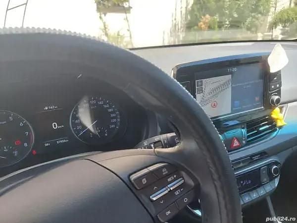 Utilizat 2018 Hyundai i30 Hatchback | 10.500 EUR (Preț bun) - Imagine 1/4