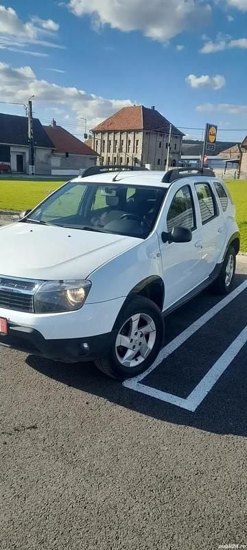 Utilizat 2012 Dacia Duster SUV | 5.650 EUR (Preț bun) - Imagine 1/4
