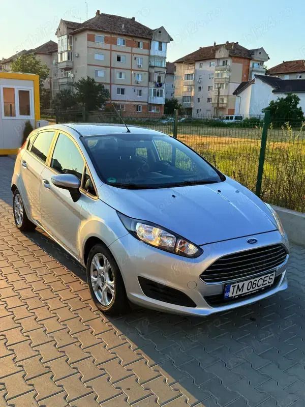 Gri Utilizat 2014 Ford Fiesta Hatchback | 5.200 EUR (Preț OK) - Imagine 1/4
