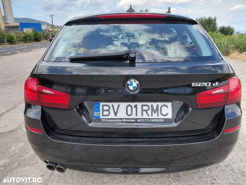 Second-hand BMW 520 Performance 190 CP (139 kW) 2015 Culoarenegru Break