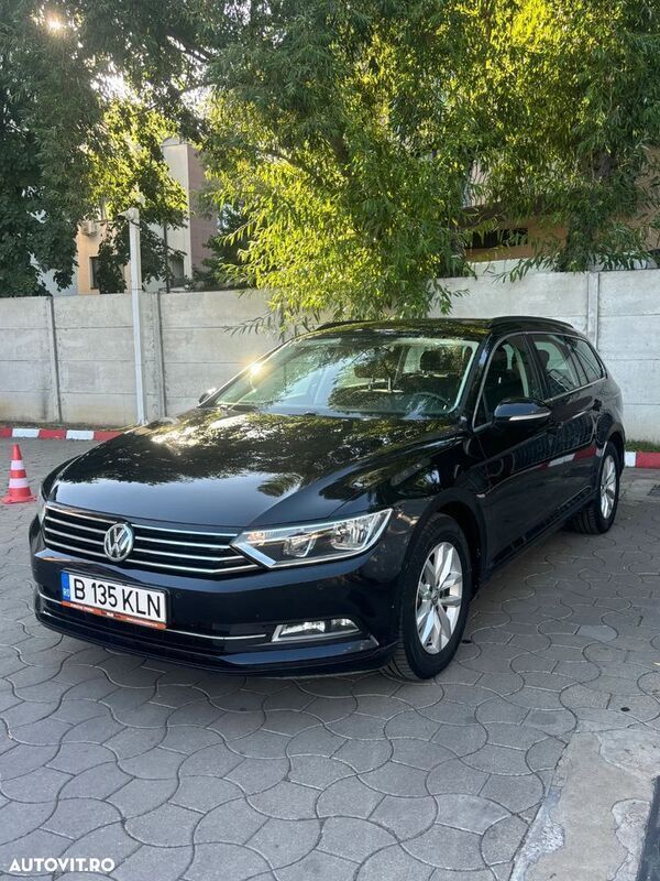 Negru Utilizat 2017 VW Passat Comfortline Break | 13.490 EUR (Preț bun) - Imagine 1/4