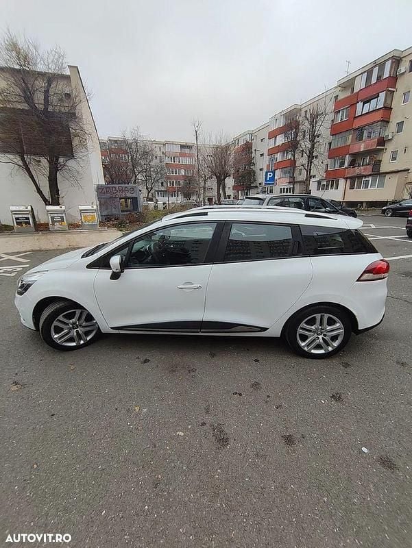 Second-hand Renault Clio IV Intens 90 CP (66 kW) 2019 Culoarealb