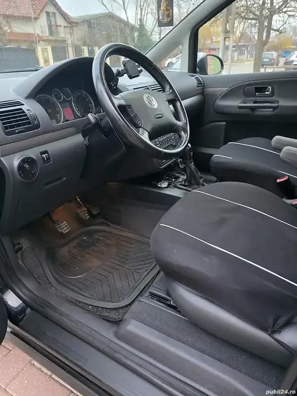 Second-hand VW Sharan 160 CP (117 kW) 2010 Monovolum