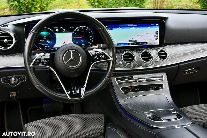 Second-hand Mercedes E300 194 CP (142 kW) 2020 Culoareargint Berlinǎ