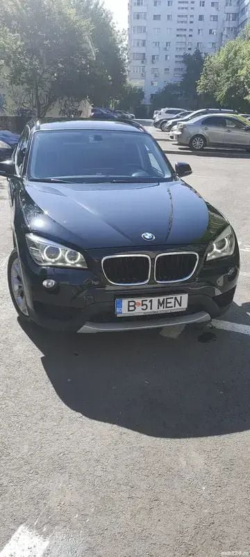 Negru Utilizat 2014 BMW X1 SUV | 10.900 EUR (Preț OK) - Imagine 1/4