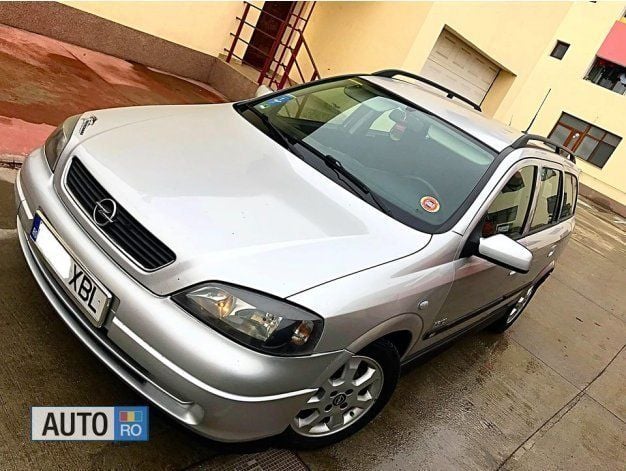 Argintiu Utilizat 2004 Opel Astra Break | 1.600 EUR (Preț OK) - Imagine 1/4