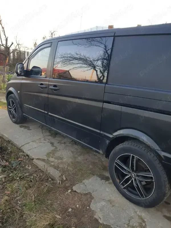 Utilizat 2004 Mercedes 220 | 2.250 EUR - Imagine 1/4