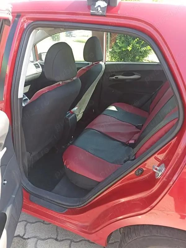 Second-hand Toyota Auris 90 CP (66 kW) 2008 Berlinǎ