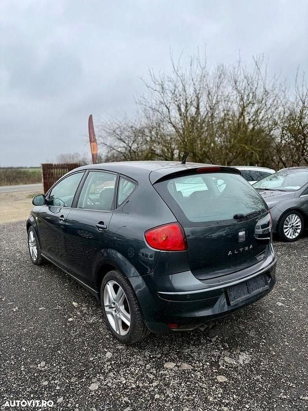 Second-hand Seat Altea 125 CP (91 kW) 2009 Culoarenegru Hatchback