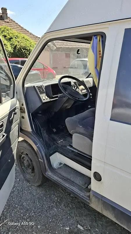 Utilizat 1988 Renault Trafic Van | 3.800 EUR - Imagine 1/4