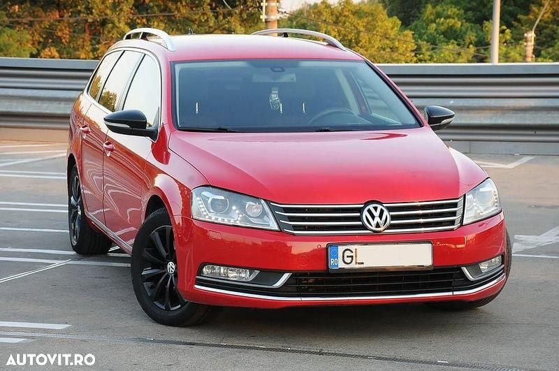 Culoarerosu Utilizat 2014 VW Passat Highline Break | 8.500 EUR (Preț OK) - Imagine 1/4