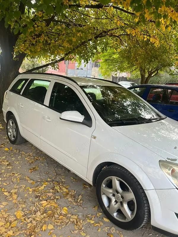 Second-hand Opel Astra 125 CP (91 kW) 2008 Hatchback