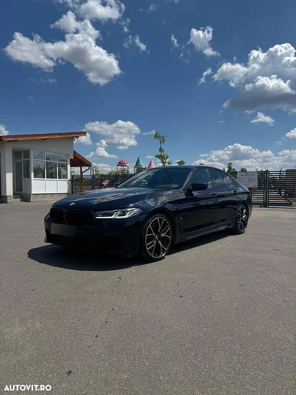 Albastru Utilizat 2023 BMW 530 Break | 41.699 EUR (Scump) - Imagine 1/4