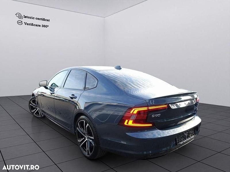 Second-hand Volvo S90 455 CP (334 kW) 2024 Culoarealbastru Berlinǎ