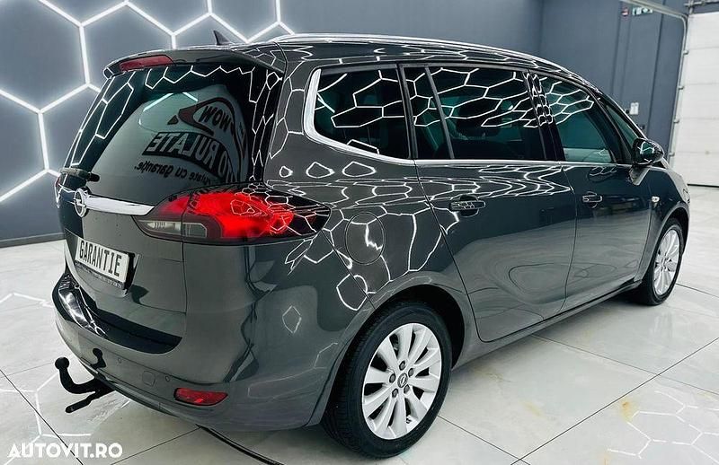 Second-hand Opel Zafira Tourer Innovation 130 CP (95 kW) 2016 Culoaregri Monovolum