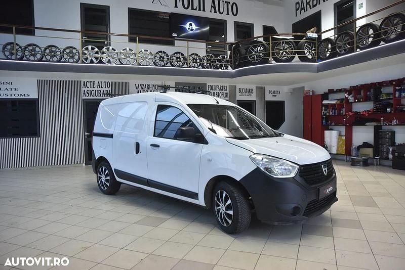 Second-hand Dacia Dokker Lauréate 90 CP (66 kW) 2019 Culoarealb Monovolum