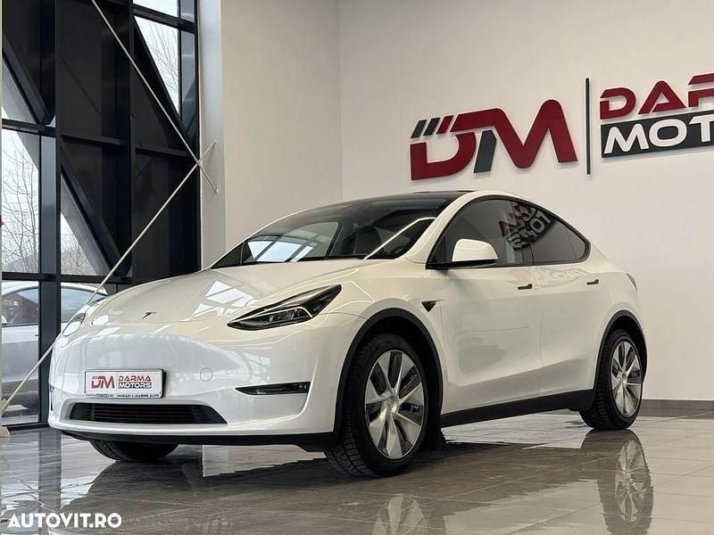 Second-hand Tesla Model Y 378 kW (514 CP) 2023 Culoarealb SUV