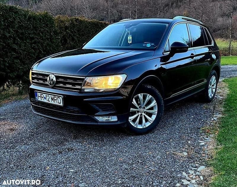 Culoarenegru Utilizat 2017 VW Tiguan Highline SUV | 15.990 EUR (Preț OK) - Imagine 1/4