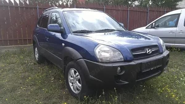 Second-hand Hyundai Tucson 103 CP (75 kW) 2006 Albastru SUV