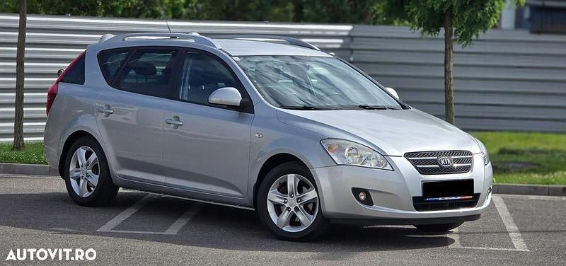 Gri Utilizat 2009 Kia Ceed Style Break | 2.850 EUR (Preț OK) - Imagine 1/4