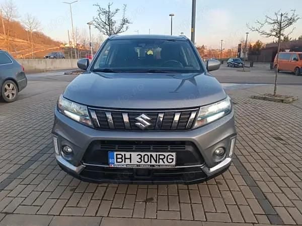 Second-hand Suzuki Vitara 130 CP (95 kW) 2020 Gri SUV
