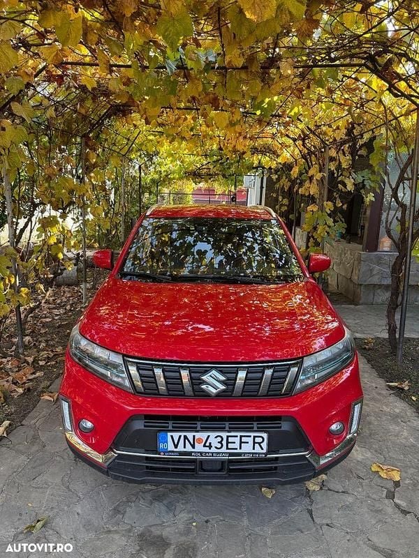 Culoarerosu Utilizat 2021 Suzuki Vitara SUV | 14.350 EUR (Preț OK) - Imagine 1/4