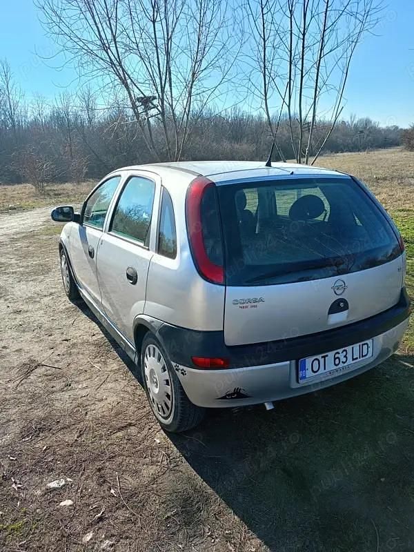 Utilizat 2003 Opel Corsa Hatchback | 1.100 EUR (Preț OK) - Imagine 1/4