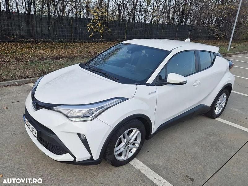 Second-hand Toyota C-HR 122 CP (89 kW) 2020 Culoarealb SUV