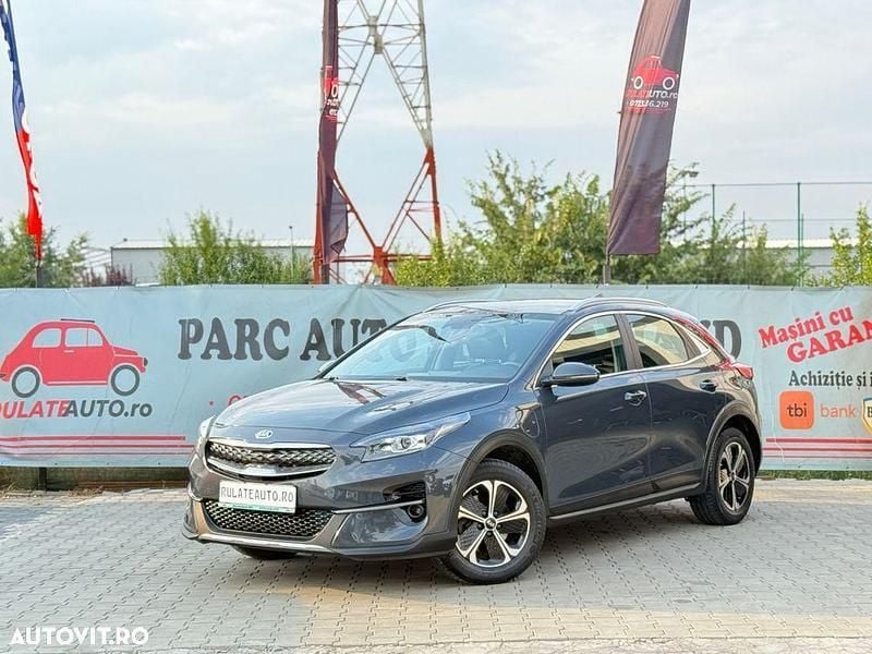 Gri Utilizat 2020 Kia XCeed Vision SUV | 16.066 EUR (Preț OK) - Imagine 1/4