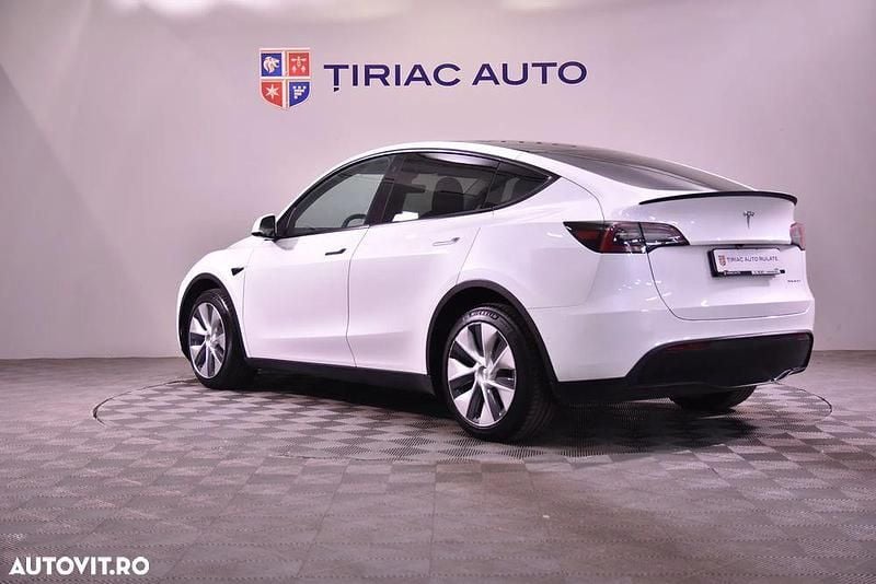 Second-hand Tesla Model Y 378 kW (514 CP) 2022 Culoarealb SUV