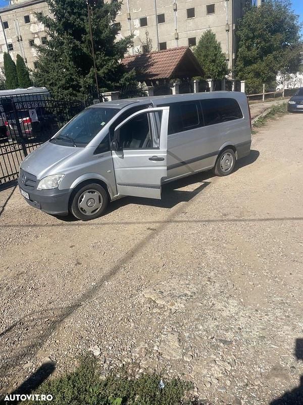 Culoaregri Utilizat 2011 Mercedes Vito Monovolum | 9.400 EUR (Preț OK) - Imagine 1/4