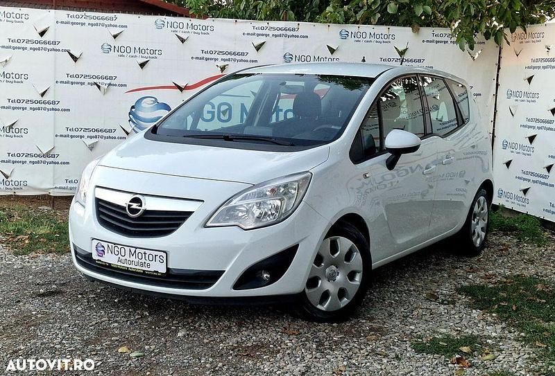 Culoarealb Utilizat 2013 Opel Meriva Active Monovolum | 3.990 EUR (Super Preț) - Imagine 1/4