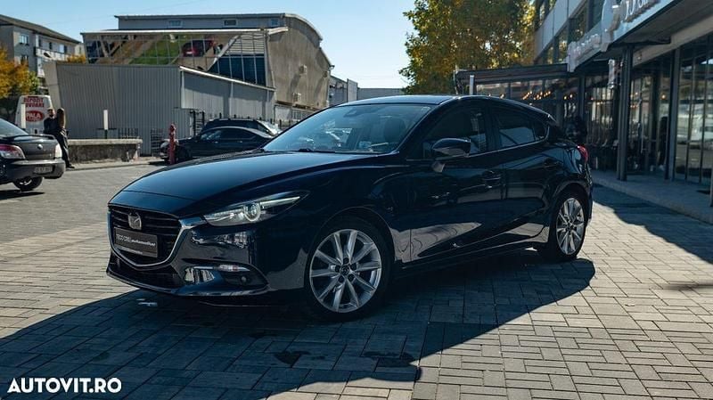 Culoarealbastru Utilizat 2017 Mazda 3 Exclusive-Line Hatchback | 9.990 EUR (Preț OK) - Imagine 1/4